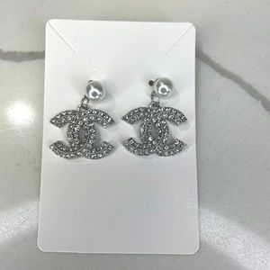 Fashion Pearl Silver Earrings